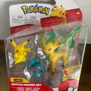 Lot of 4-Pokémon Battle Figures